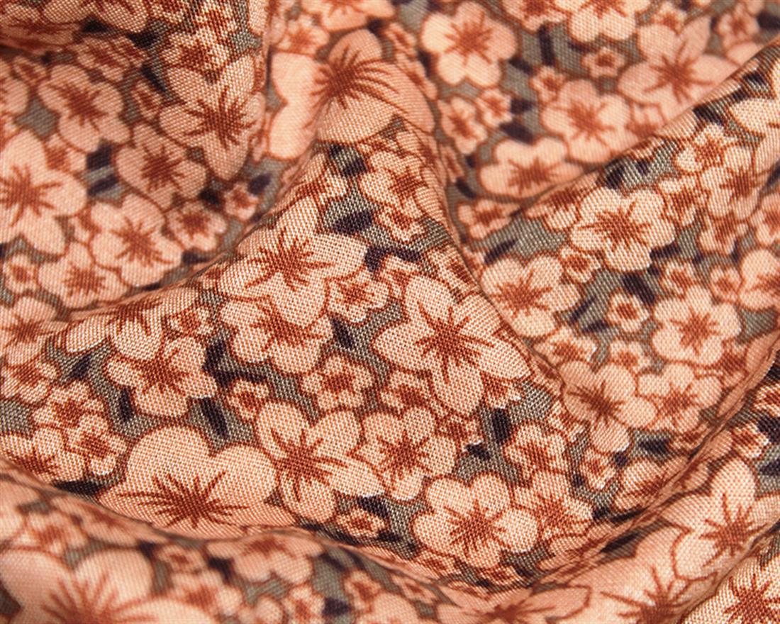 Small Floral Print - image 6