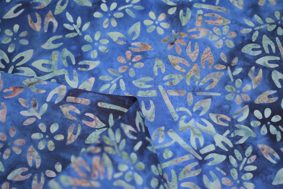 Hand Printed Floral Print, Indonesian Bali Batik, 100% Premium Cotton,112cm Wide, High Quality; This unique fabric is perfect for dressmaking, patchwork, quilting, bunting, and for other craft projects. Colours may slightly vary due to the lighting during the photo shooting or the monitor's display.