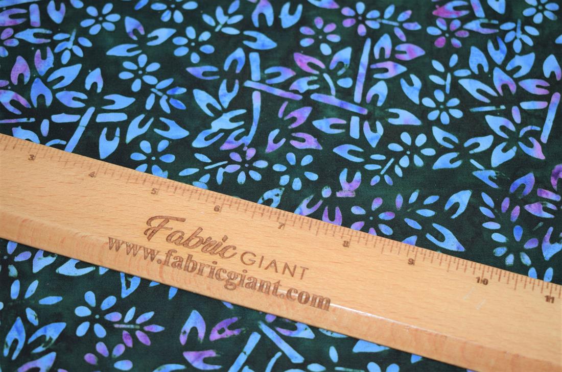 Hand Printed Floral Print, Indonesian Bali Batik, 100% Premium Cotton,112cm Wide, High Quality; This unique fabric is perfect for dressmaking, patchwork, quilting, bunting, and for other craft projects. Colours may slightly vary due to the lighting during the photo shooting or the monitor's display.