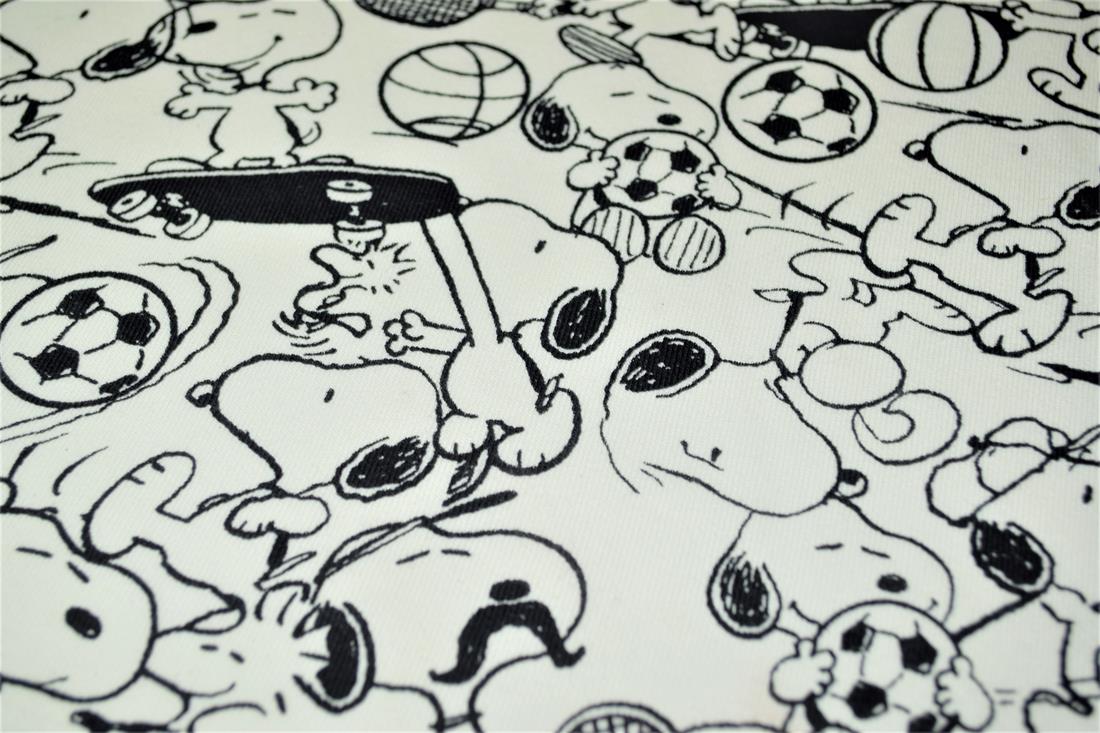 Printed Premium 100% Brushed Flannel Cotton Fabric, 112cm Wide, High Quality; This beautiful soft fabric is perfect for Children's clothing, Light blankets, Bed sheets, Night dresses, and Pyjama Bottoms. Colours may slightly vary due to the lighting during the photo shooting or the monitor's display. Wash at 30 Degrees.
