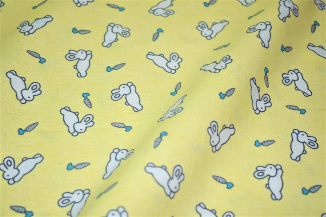 Printed Premium 100% Brushed Cotton Fabric 110 cm Wide High Quality Please note some photos may differ slightly from the actual product in terms of colour. This is mostly due to the lighting of the photo shoot or the monitor’s display.