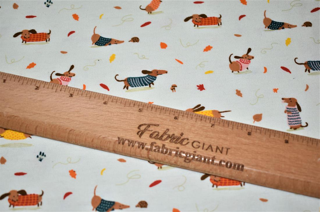Soft Brushed Flannel 100% Cotton, High Quality, 110 cm wide, Colours may slightly vary due to the lighting during the photo shooting or the monitor's display.