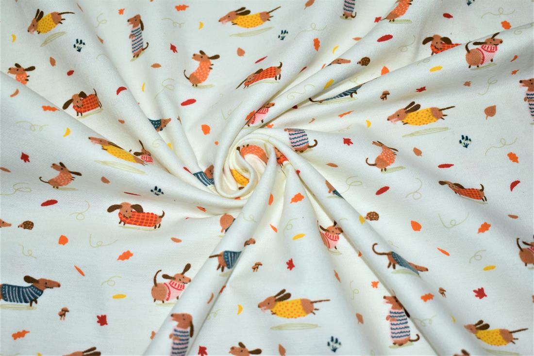 Soft Brushed Flannel 100% Cotton, High Quality, 110 cm wide, Colours may slightly vary due to the lighting during the photo shooting or the monitor's display.