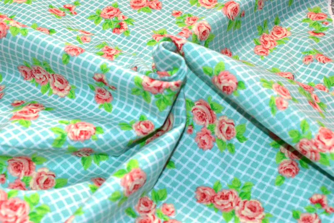 Printed Premium Soft Brushed Flannel Winceyette 100% Cotton Fabric High Quality.
This beautiful soft fabric is perfect for Children's clothing, T-shirts, Dressmarking, Light blankets, Bed sheets,Wear, Blankets, Night dresses, and Pyjama Bottoms & More!!!
Width: 43"/ 110cm
Colours may slightly vary due to the lighting during the photo shooting or the monitor's display.