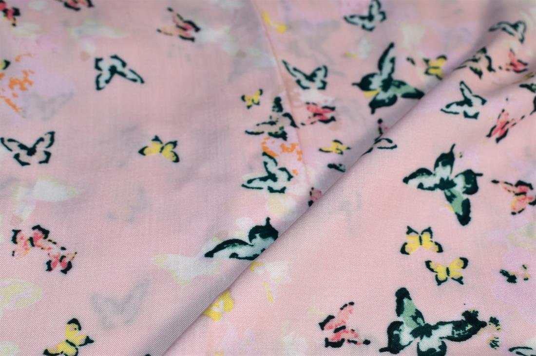 Printed polyester fabric Matrial
Perfect for Dressmaking, Tops, Skirts, Dancewear/ Costumes.
Width: 59"/ 148cm
One piece 5 METRES BUNDLE
Colours may slightly vary due to the lighting during the photo shooting or the monitor's display.