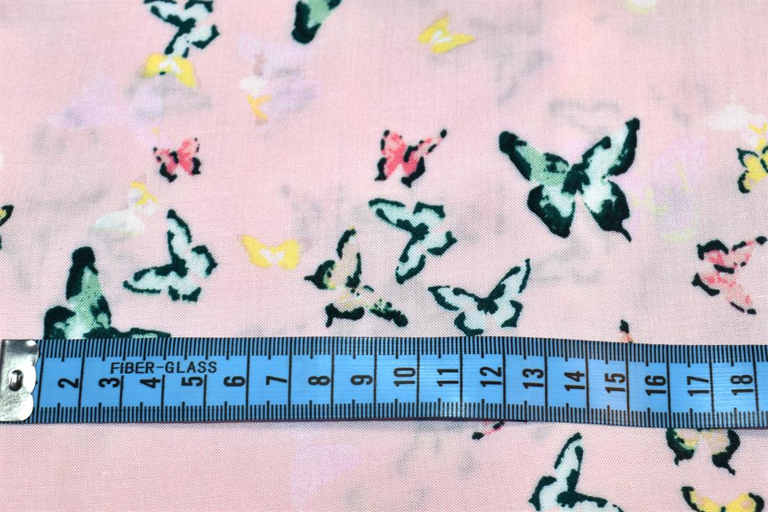 Printed polyester fabric Matrial
Perfect for Dressmaking, Tops, Skirts, Dancewear/ Costumes.
Width: 59"/ 148cm
One piece 5 METRES BUNDLE
Colours may slightly vary due to the lighting during the photo shooting or the monitor's display.