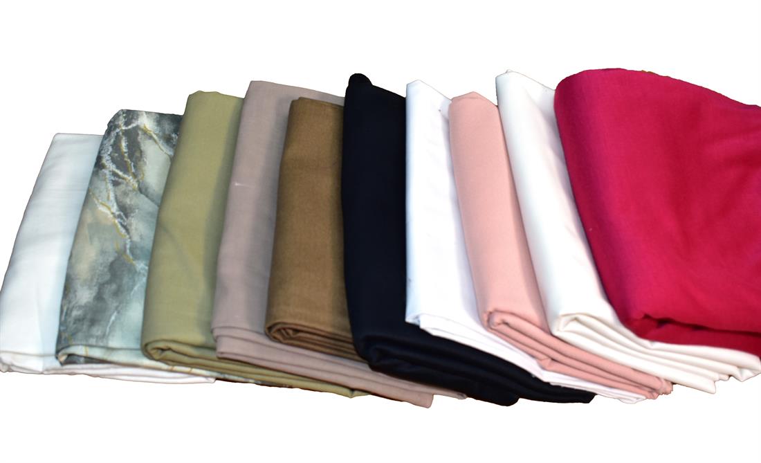 Bundle Offer with 10pcs Polyester Jersey/Cotton Bundle offer, 10 pcs mix n match pack., Roughly 1meter each piece approx or maybe less or more, of clearance fabric. There will be a variety of colours, Styles and designs, 
The worth of the fabric is very Great value for what you will pay
 