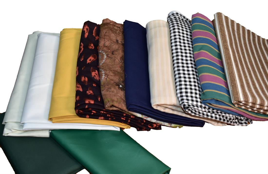 Bundle Offer with 10pcs Polyester Jersey/Cotton Bundle offer, 10 pcs mix n match pack., Roughly 1meter each piece approx or maybe less or more, of clearance fabric. There will be a variety of colours, Styles and designs, 
The worth of the fabric is very Great value for what you will pay
 
