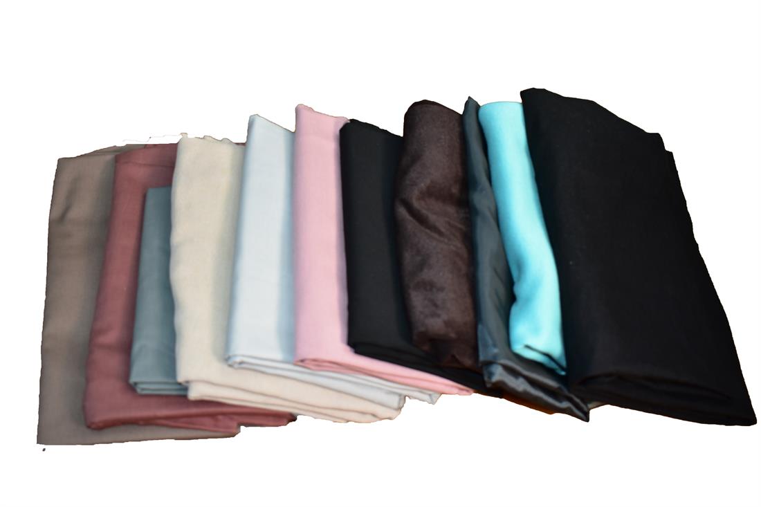 Bundle Offer with 10pcs Polyester Jersey/Cotton Bundle offer, 10 pcs mix n match pack., Roughly 1meter each piece approx or maybe less or more, of clearance fabric. There will be a variety of colours, Styles and designs, 
The worth of the fabric is very Great value for what you will pay