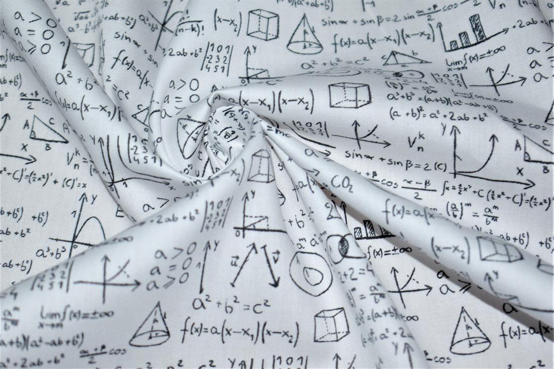 Printed 100% Cotton, 135cm Wide, High Quality; Weight; 150gsm This lovely fabric is great for dressmaking, quilting, patchwork, bed sheets, pillow cases, curtains, face masks/coverings, and for craft projects. Colours may slightly vary due to the lighting during the photo shooting or the monitor's display. Wash at 30degree.