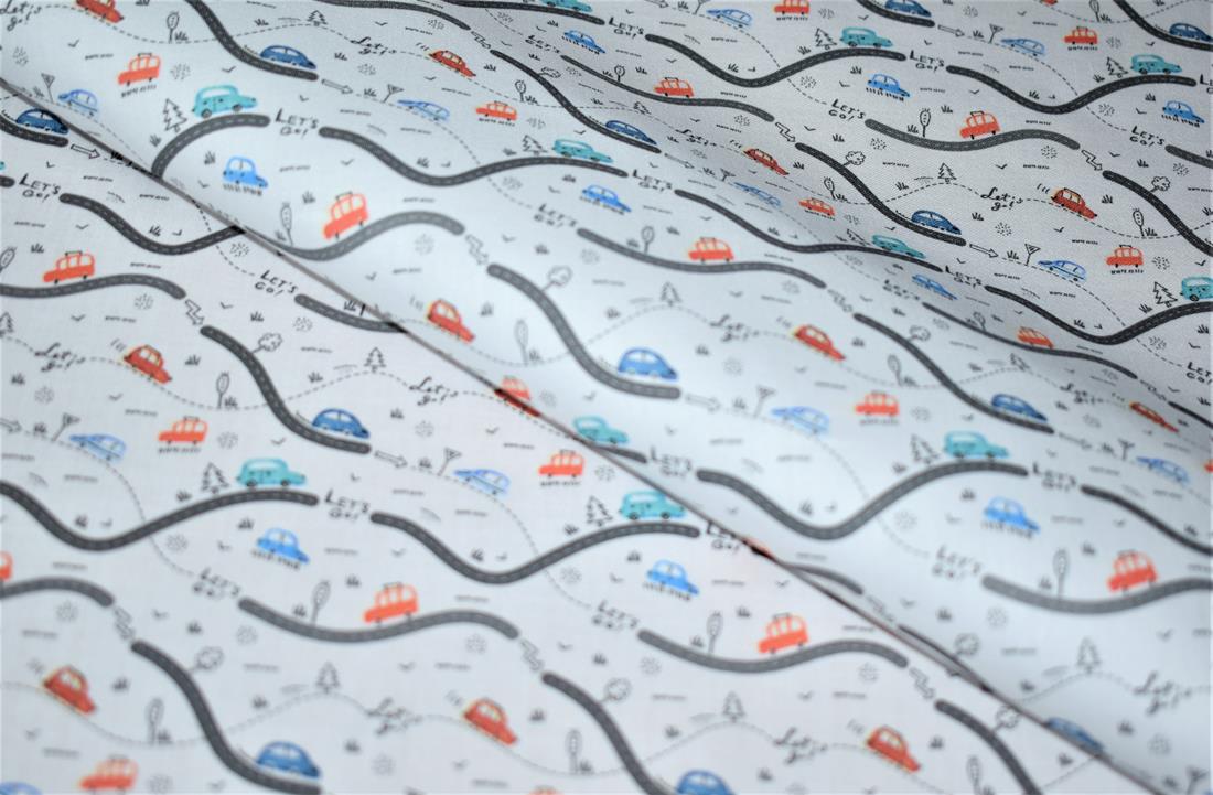 Premium Printed 100% Cotton, 135 cm Wide, High Quality; Weight; 150gsm This lovely fabric is great for dressmaking, quilting, patchwork, bed sheets, pillow cases, curtains, face masks/coverings, and for craft projects. Colours may slightly vary due to the lighting during the photo shooting or the monitor's display. Wash at 30degree.