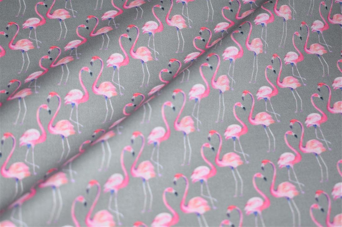Premium Printed Craft 100% Cotton Chick Print Cotton Fabric, 137cm Wide, High Quality This digital print fabric is ideal for dressmaking, quilting, patchwork, bunting, cushion-covers, and for other craft projects. Colours may slightly vary due to the lighting during the photo shooting or the monitor's display.