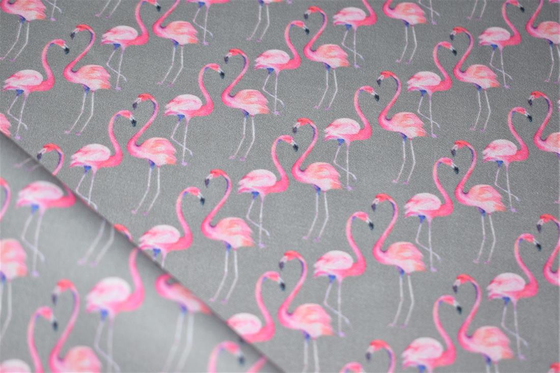 Premium Printed Craft 100% Cotton Chick Print Cotton Fabric, 137cm Wide, High Quality This digital print fabric is ideal for dressmaking, quilting, patchwork, bunting, cushion-covers, and for other craft projects. Colours may slightly vary due to the lighting during the photo shooting or the monitor's display.