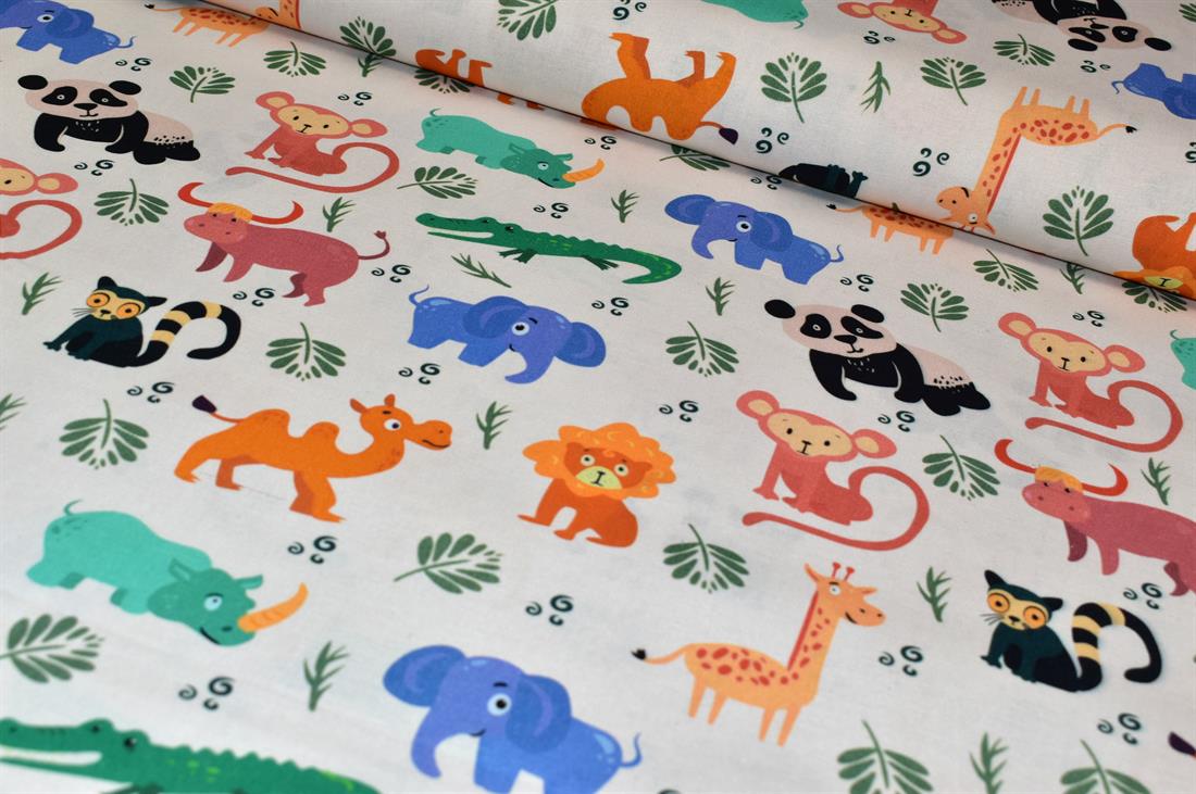 Premiume Printed Crafty Cottons 100% Cotton Fabric
This wonderful fabric is great for sewing kid's clothing, patchwork,quilting, bunting, bed sheets, pillow cases, cushion-covers,and for craft projects.
Width: 44"/ 112cmWeight: 135gr/m2Composition: 100% CottonWashing: 30 degrees celsius
Colours may slightly vary due to the lighting during the photo shooting or the monitor's display.