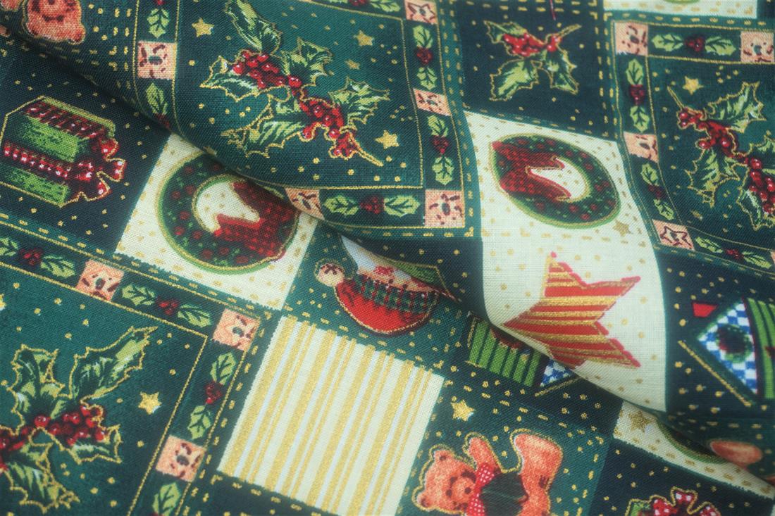 Patchwork Holly Print