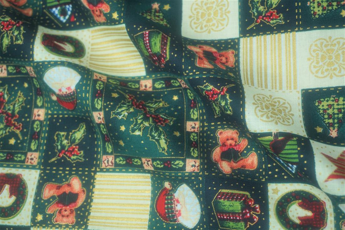 Patchwork Holly Print