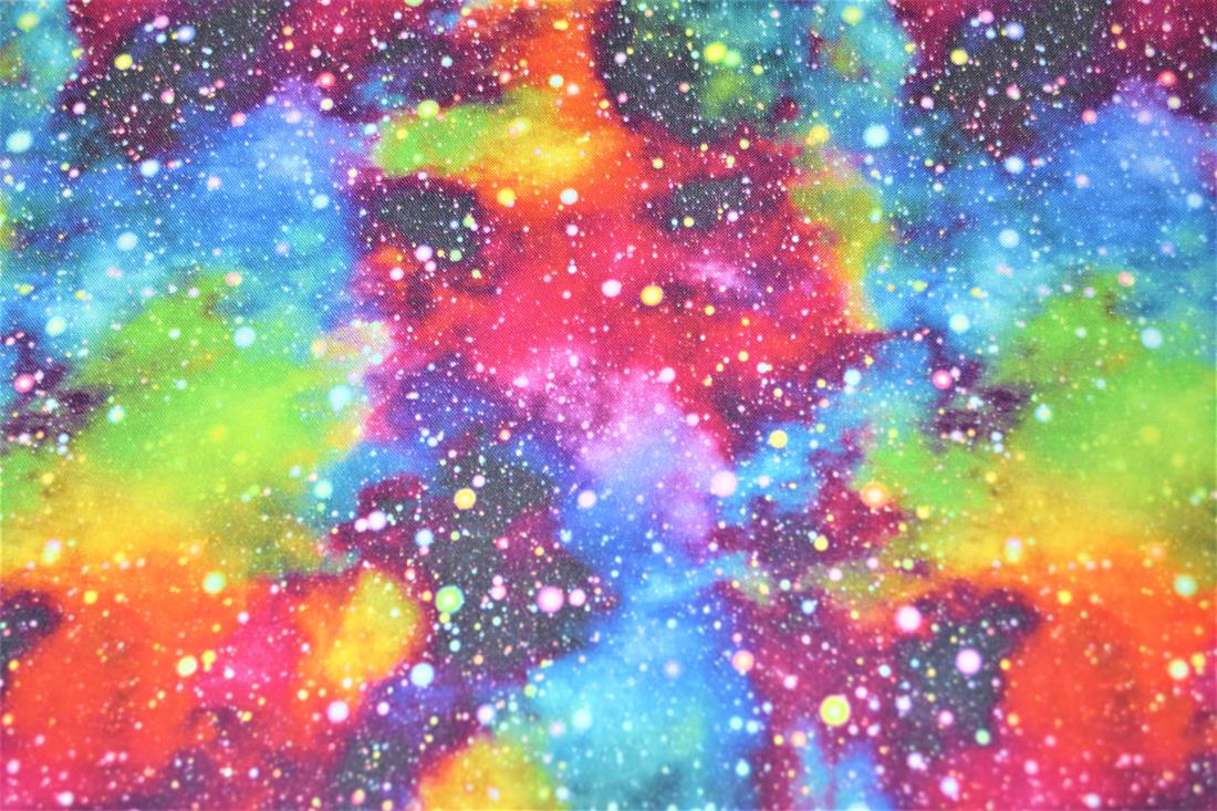 Digital Printed 100% Cotton, Space Print, 135cm Wide, High Quality; Weight; 150gsm This lovely fabric is great for dressmaking, quilting, patchwork, bed sheets, pillow cases, curtains, face masks/coverings, and for craft projects. Colours may slightly vary due to the lighting during the photo shooting or the monitor's display. Wash at 30degree.