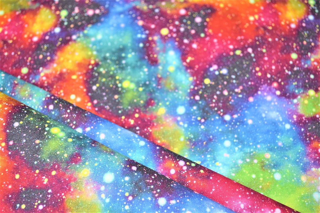 Digital Printed 100% Cotton, Space Print, 135cm Wide, High Quality; Weight; 150gsm This lovely fabric is great for dressmaking, quilting, patchwork, bed sheets, pillow cases, curtains, face masks/coverings, and for craft projects. Colours may slightly vary due to the lighting during the photo shooting or the monitor's display. Wash at 30degree.