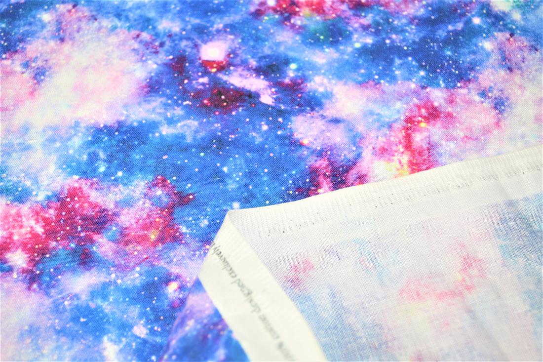 Digital Printed 100% Cotton, Space Print, 135cm Wide, High Quality; Weight; 150gsm This lovely fabric is great for dressmaking, quilting, patchwork, bed sheets, pillow cases, curtains, face masks/coverings, and for craft projects. Colours may slightly vary due to the lighting during the photo shooting or the monitor's display. Wash at 30degree.
