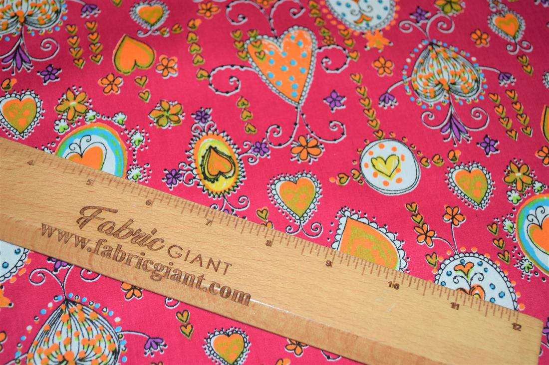 Printed 100% Cotton Fabric, High Quality112cm Wide, High Quality; This lovely fabric is great for dressmaking, quilting, patchwork, bed sheets, pillow cases, curtains, face masks/coverings, and for craft projects. Colours may slightly vary due to the lighting during the photo shooting or the monitor's display. Wash at 30degree.