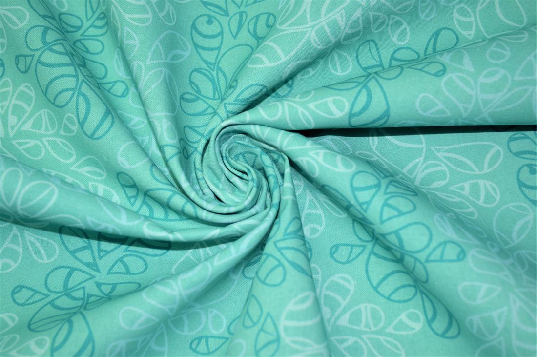 Premium Printed Craft 100% Cotton Fabric, 112cm Wide, High Quality This digital print fabric is ideal for dressmaking, quilting, patchwork, bunting, cushion-covers, and for other craft projects. Colours may slightly vary due to the lighting during the photo shooting or the monitor's display.