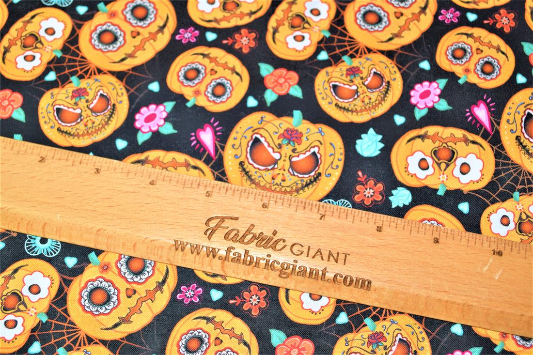 Premium Printed Craft 100% Cotton Pumkin Print Cotton Fabric, 148cm Wide, High QualityThis digital print fabric is ideal for dressmaking, quilting, patchwork, bunting, cushion-covers, and for other craft projects. Colours may slightly vary due to the lighting during the photo shooting or the monitor's display