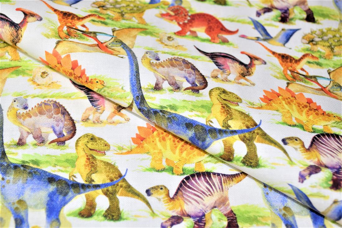 Premium Printed Craft 100% Cotton Dinosaur Print Cotton Fabric, 148cm Wide, High QualityThis digital print fabric is ideal for dressmaking, quilting, patchwork, bunting, cushion-covers, and for other craft projects. Colours may slightly vary due to the lighting during the photo shooting or the monitor's display