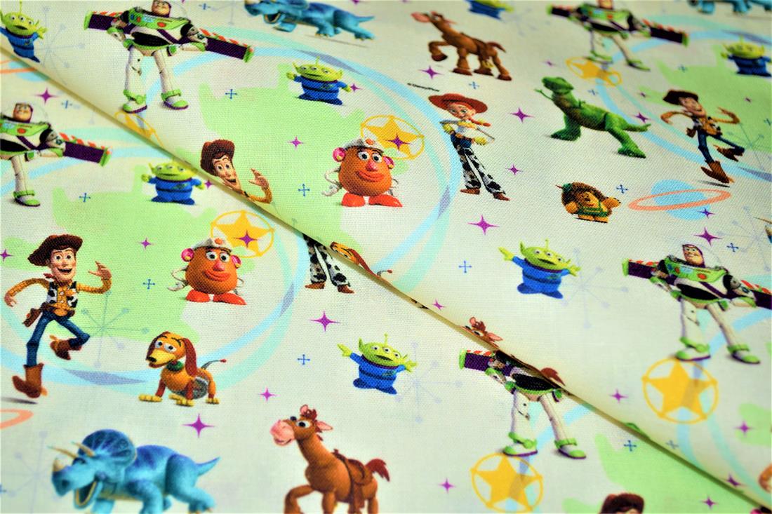 Digital Printed 100% Cotton, Toy Story Print, 135cm Wide, High Quality; Weight; 150gsm This lovely fabric is great for dressmaking, quilting, patchwork, bed sheets, pillow cases, curtains, face masks/coverings, and for craft projects. Colours may slightly vary due to the lighting during the photo shooting or the monitor's display. Wash at 30degree.