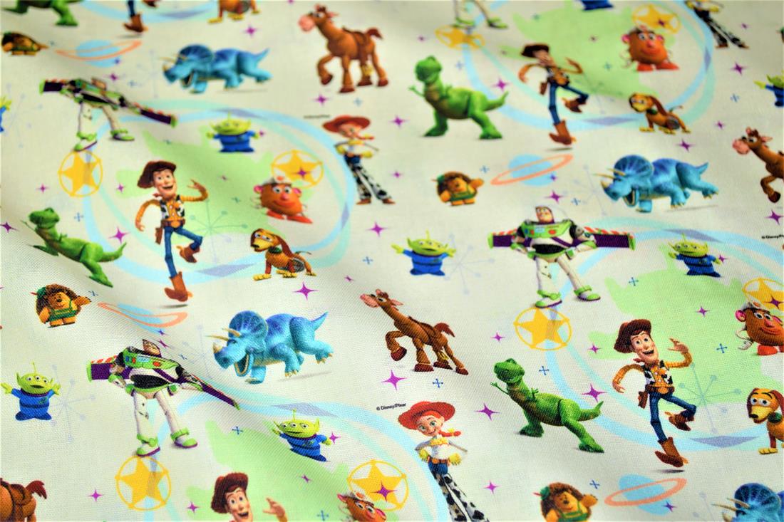 Digital Printed 100% Cotton, Toy Story Print, 135cm Wide, High Quality; Weight; 150gsm This lovely fabric is great for dressmaking, quilting, patchwork, bed sheets, pillow cases, curtains, face masks/coverings, and for craft projects. Colours may slightly vary due to the lighting during the photo shooting or the monitor's display. Wash at 30degree.