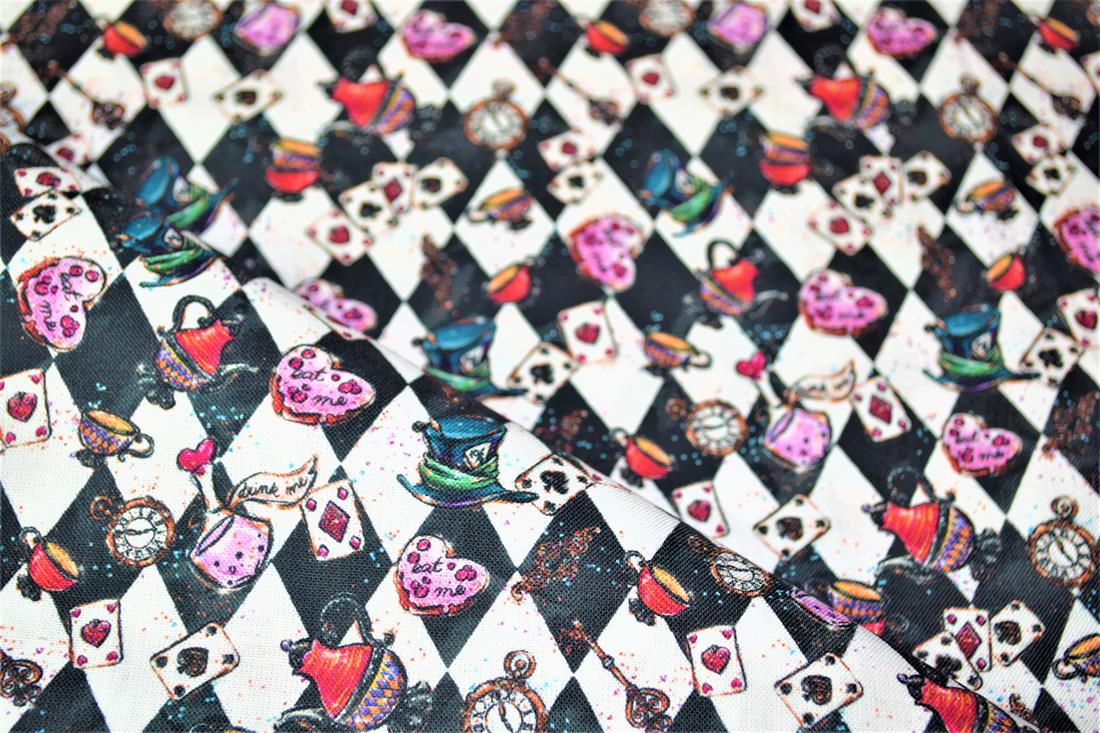 Digital Printed 100% Cotton, Alice in Wonderland Print, 135cm Wide, High Quality; Weight; 150gsm 
This lovely fabric is great for dressmaking, quilting, patchwork, bed sheets, pillow cases, curtains, face masks/coverings, and for craft projects. 
Colours may slightly vary due to the lighting during the photo shooting or the monitor's display. Wash at 30degree.