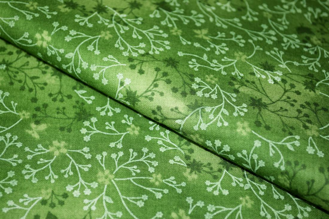 Premium 100% Cotton Quilting Craft Fabric,Flutter / Floral Print, 112cm Wide High Quality