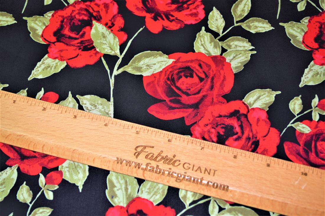 Printed Premium 100% Cotton Rose Print 148cm Wide, High Quality; This lovely fabric is great for dressmaking, quilting, patchwork, bed sheets, pillow cases, curtains, face masks/coverings, and for craft projects. Colours may slightly vary due to the lighting during the photo shooting or the monitor's display. Wash at 30degree.