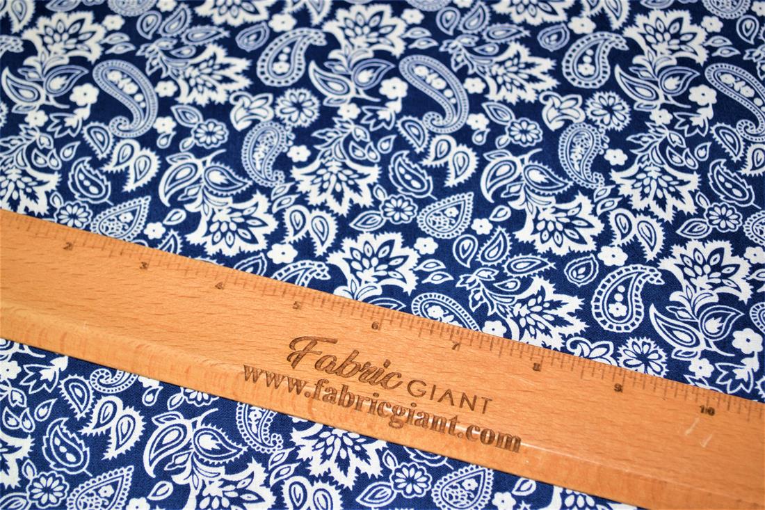 Printed Premium 100% Cotton 148cm Wide, High Quality; This lovely fabric is great for dressmaking, quilting, patchwork, bed sheets, pillow cases, curtains, face masks/coverings, and for craft projects. Colours may slightly vary due to the lighting during the photo shooting or the monitor's display. Wash at 30degree.