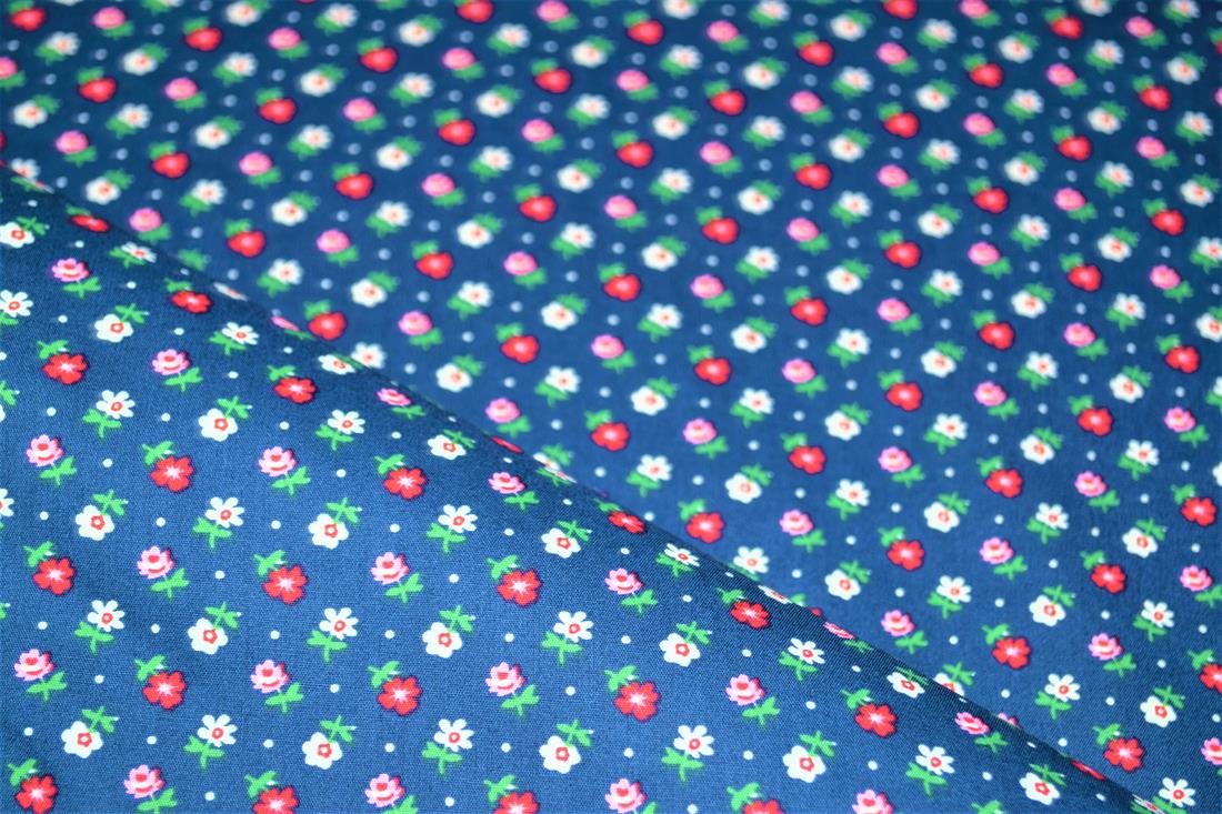 Printed Premium 100% Cotton 148cm Wide, High Quality; This lovely fabric is great for dressmaking, quilting, patchwork, bed sheets, pillow cases, curtains, face masks/coverings, and for craft projects. Colours may slightly vary due to the lighting during the photo shooting or the monitor's display. Wash at 30degree.
