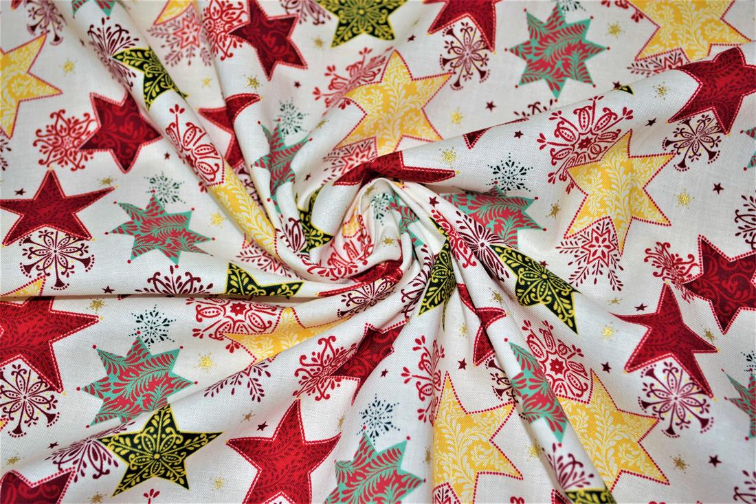 Christmas Fabric Stars print desing High Quality; This lovely fabric is great for dressmaking, quilting, patchwork, bed sheets, pillow cases, curtains, face masks/coverings, and for craft projects. Width 137cm, Composition 100% Cotton Washing - 30 degrees celsius Colours may slightly vary due to the lighting during the photo shooting or the monitor's display