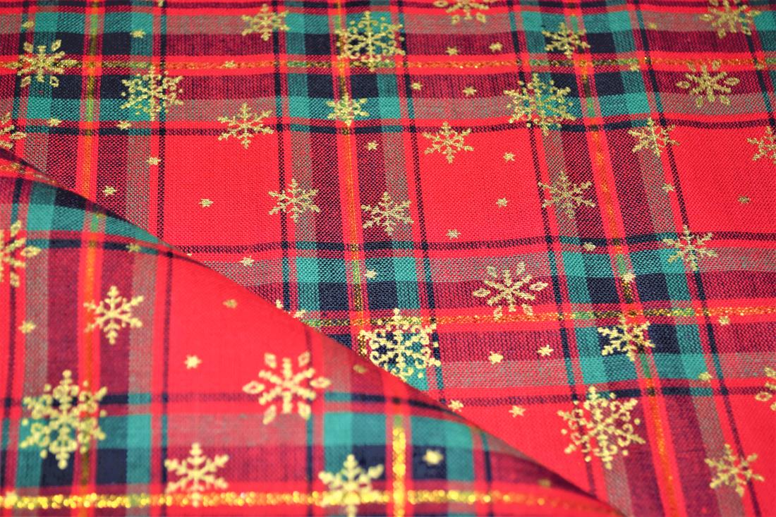 Printed Premium Christmas 100% Cotton Tartan Print 137cm Wide, High Quality; This lovely fabric is great for dressmaking, quilting, patchwork, bed sheets, pillow cases, curtains, face masks/coverings, and for craft projects. Width 137cm Weight 150gr/m2 Composition 100% Cotton Washing - 30 degrees celsius Colours may slightly vary due to the lighting during the photo shooting or the monitor's display