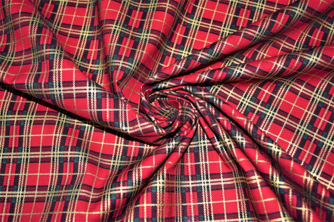 Tartan Printed 100% Cotton fabric Hight quality 54" wide, This lovely fabric is great for dressmaking, quilting, patchwork, bed sheets, pillow cases, curtains, face masks/coverings, and for craft projects. Width 137cm Weight 150gr/m2 Composition 100% Cotton Washing - 30 degrees celsius Colours may slightly vary due to the lighting during the photo 
 