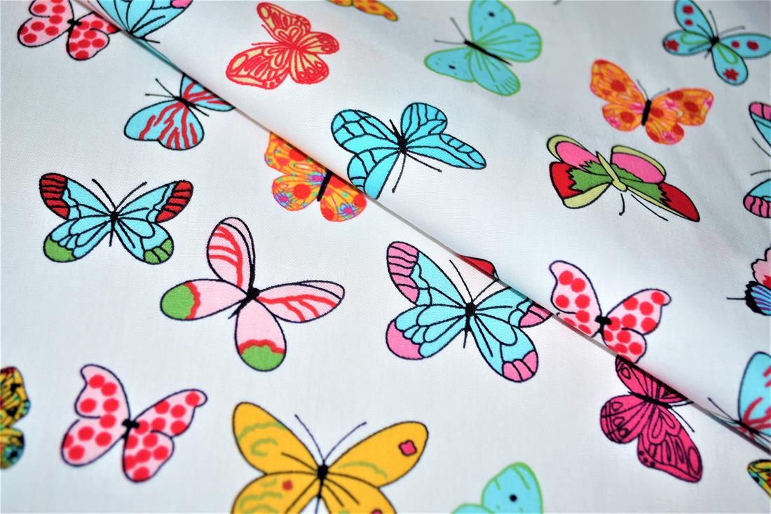 Premium Printed Craft 100% Cotton Fabric, Butterflys Print Desing, High Quality fabric 112cm Wide, High QualityThis digital print fabric is ideal for dressmaking, quilting, patchwork, bunting, cushion-covers, and for other craft projects. Colours may slightly vary due to the lighting during the photo shooting or the monitor's display