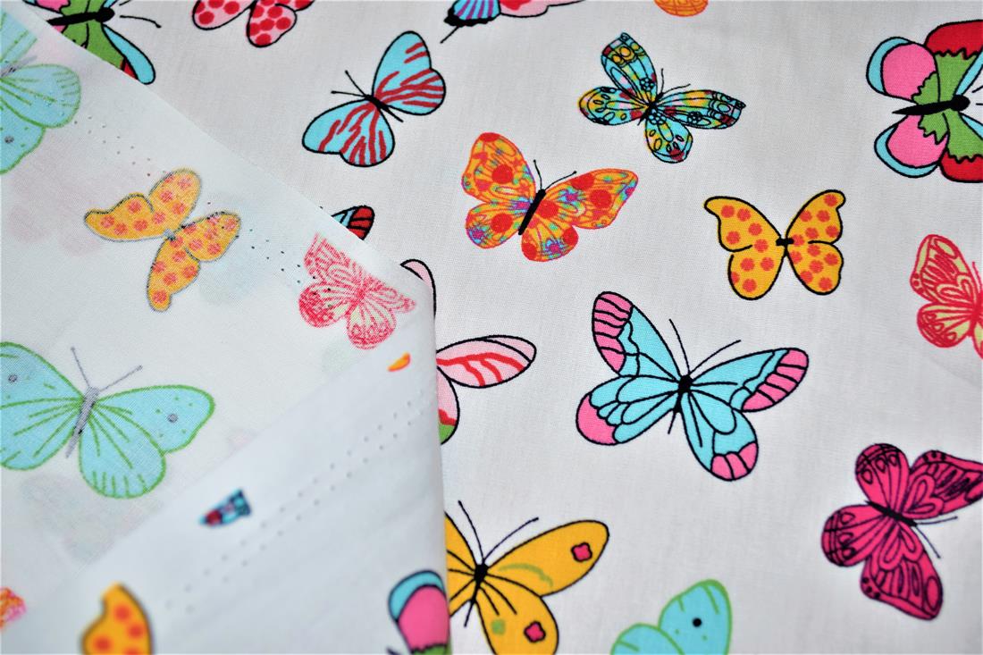 Premium Printed Craft 100% Cotton Fabric, Butterflys Print Desing, High Quality fabric 112cm Wide, High QualityThis digital print fabric is ideal for dressmaking, quilting, patchwork, bunting, cushion-covers, and for other craft projects. Colours may slightly vary due to the lighting during the photo shooting or the monitor's display