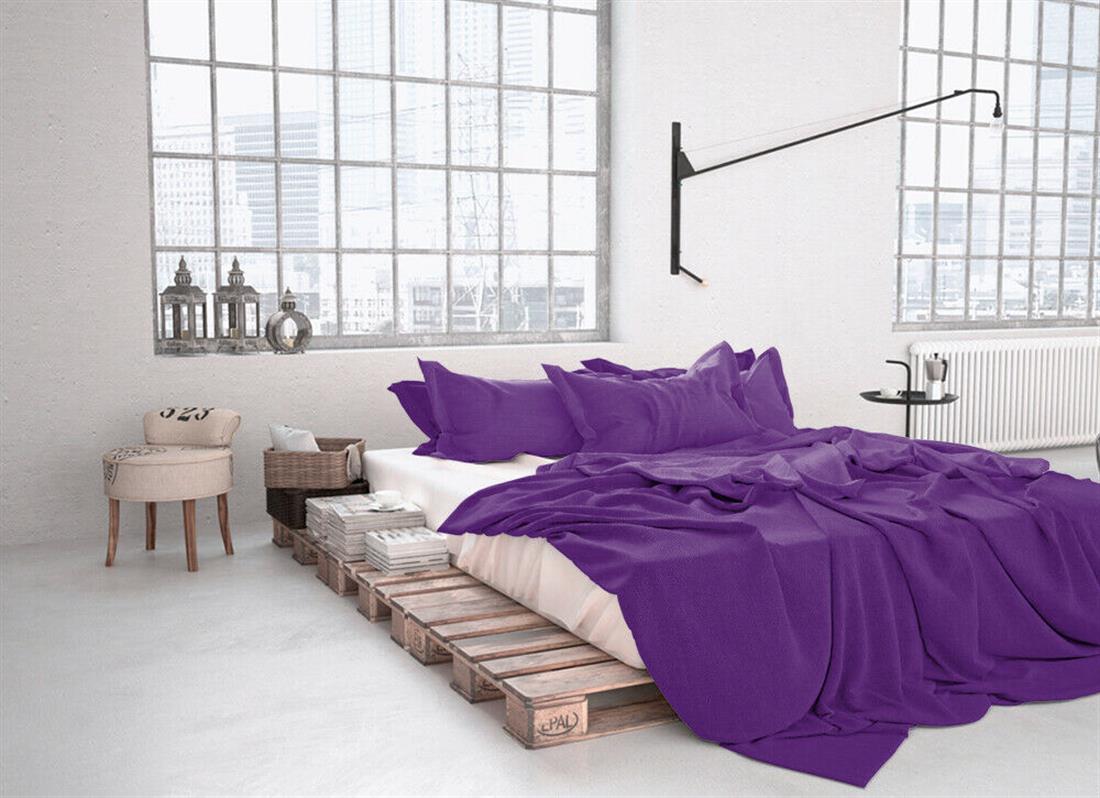 DYLON Fabric Dyes are the easy way to add colour to your home and wardrobe. From all colours bright and beautiful to rich and intense shades The all-in-1 formula can revive or change the colour of your clothes and soft furnishings with ease, providing perfect, long-lasting and intense colours This fabric dye pod is completely safe for your washing machine and 1 pod can dye up to 600g of fabric for the full shade effect, Suitable for: cotton, linen & viscose. Mixes with synthetics will dye to lighter shades (pure synthetics will not dye) Item does not have expiry date, rather date mentioned on the product is manufacturer date This colour is also available in Hand Dye. Use with Pre-Dye if you want to change from one strong colour to another or if you want to achieve a lighter colour Note: The date mentioned on the item is Production Date.