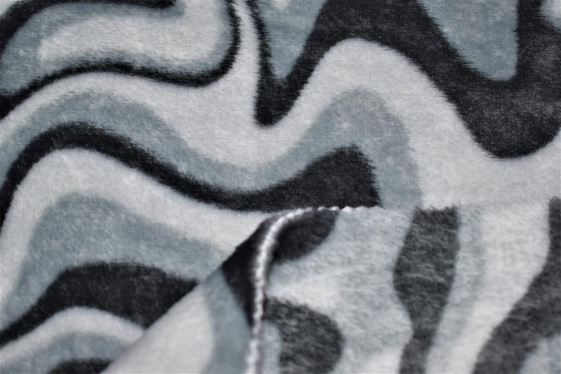 Wavy Days Cuddle Fleece