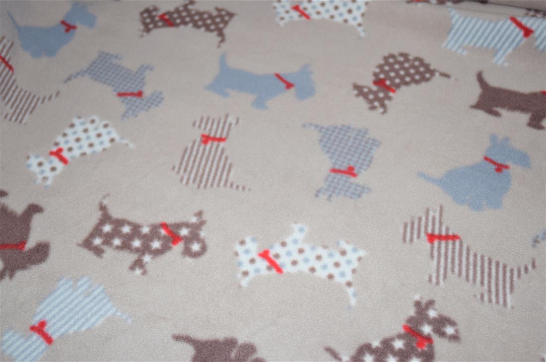 Printed High Quality Polar Anti Pill Fleece, Scottie Dog Print Desing , 148 cm wide, Excellent Quality