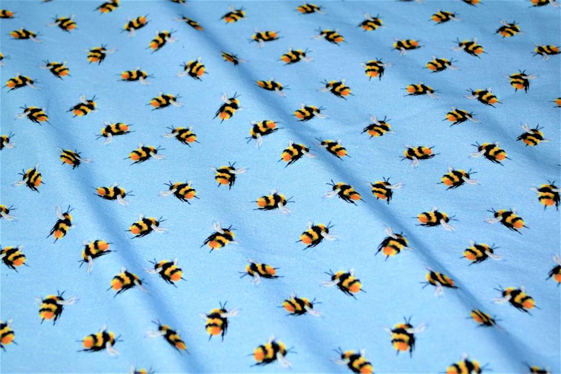 Bees - image 12