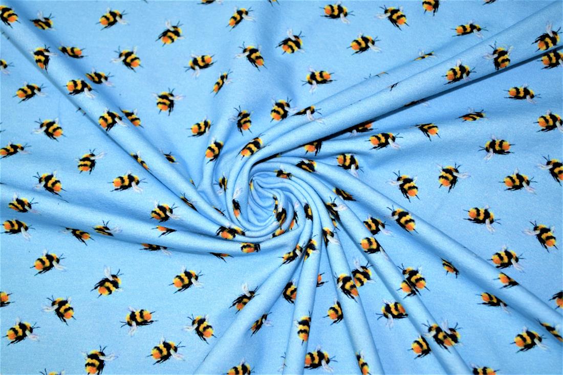 Bees - image 7