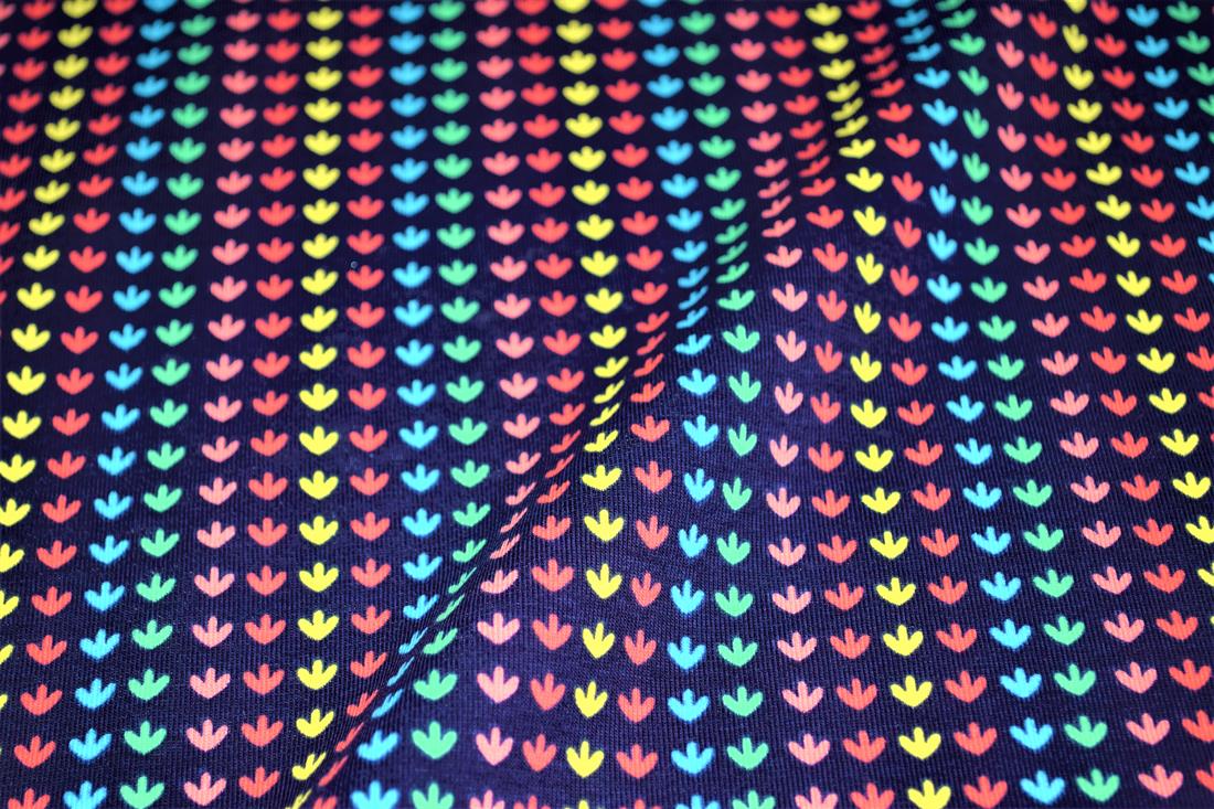 Printed Jersey Soft Stretch Knit Making Dress Fabric , High Quality, 150 cm Wide Perfect for Dressmaking, Tops, Skirts, Dancewear/ Costumes Very easy to sew due to its slight stretch and comfortable to wear