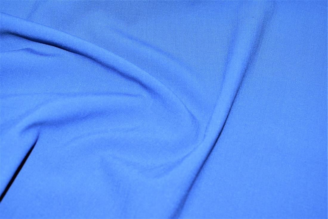 Plain Polyester Fabric  High Quality 
Perfect for Dressmaking, Tops, Skirts, Dancewear/ Costumes. 
Colours may slightly vary due to the lighting during the photo shooting or the monitor's display. 
Width: 58"/ 148cm