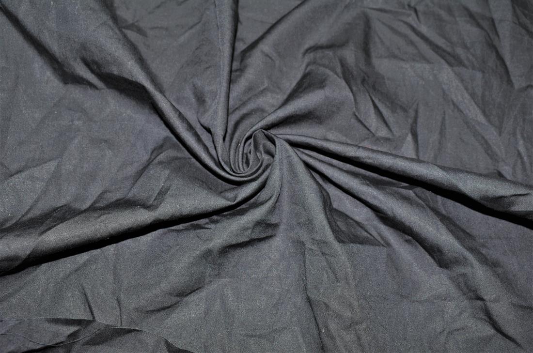 Plain Polyester Fabric Making Dress Fabric, High Quality 
Perfect for Dressmaking, Tops, Skirts, Dancewear/ Costumes. 
Colours may slightly vary due to the lighting during the photo shooting or the monitor's display. 
Width: 58"/ 148cm