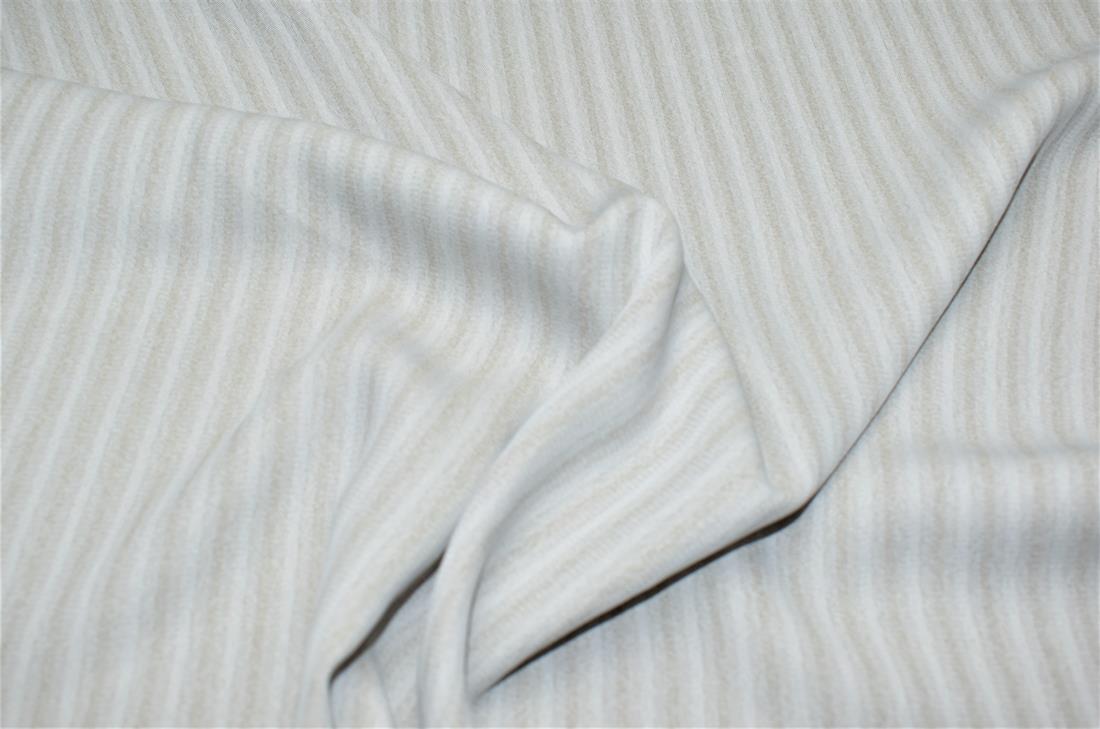 Printed Polyester Fabric, High Quality 
Perfect for Dressmaking, Tops, Skirts, Dancewear/ Costumes. 
Colours may slightly vary due to the lighting during the photo shooting or the monitor's display. 
Width: 44"/ 112cm