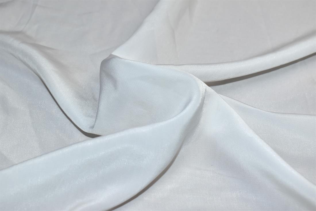 Plain Polyester Fabric, 
Perfect for Dressmaking, Tops, Skirts, Dancewear/ Costumes.
Width: 58"/ 148cm
Colours may slightly vary due to the lighting during the photo shooting or the monitor's display.