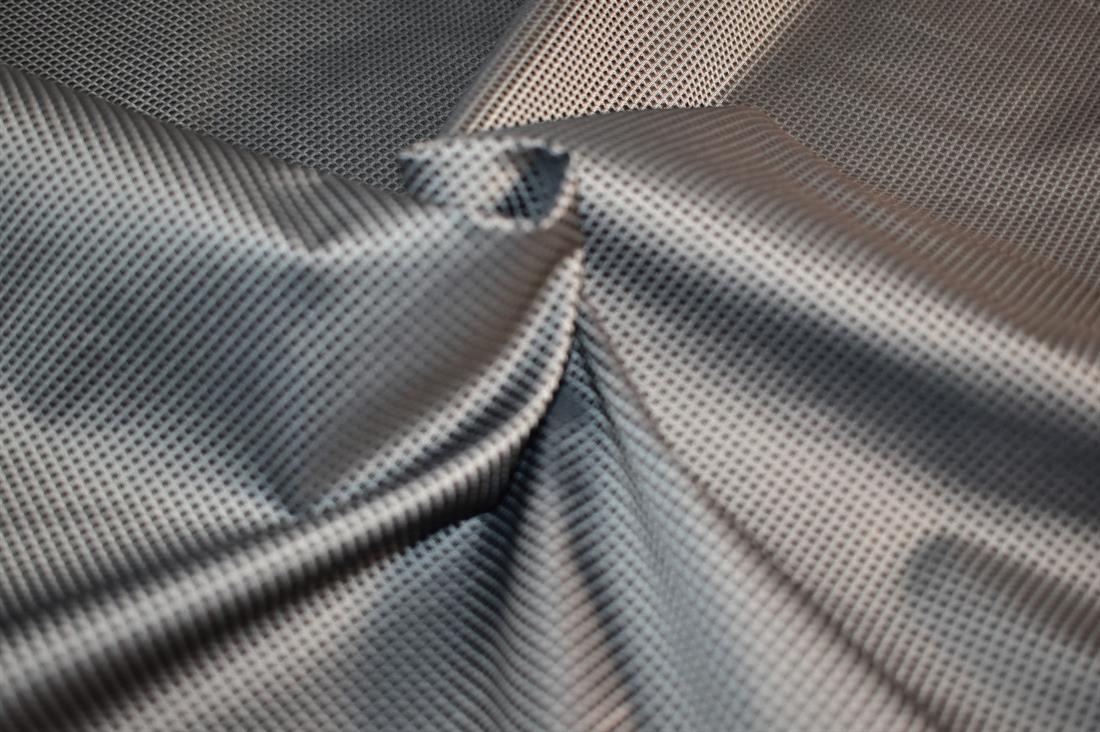 Printed Polyester Waterproof Fabric, High Quality 
Perfect for Dressmaking, Tops, Skirts, Dancewear/ Costumes.
Colours may slightly vary due to the lighting during the photo shooting or the monitor's display. 
Width: 58"/ 148cm